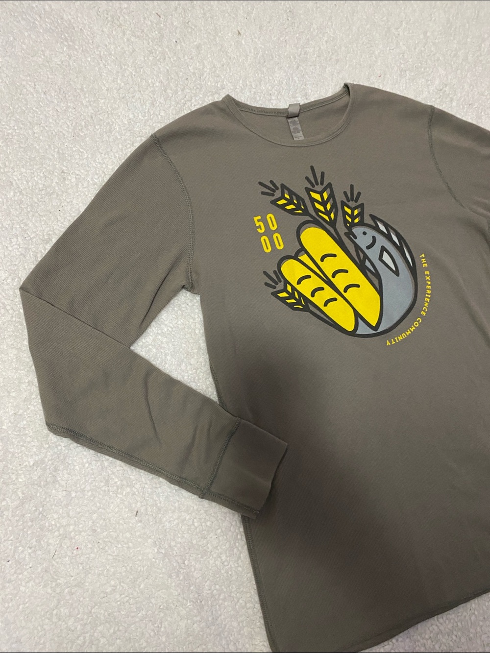 Feed the 5000 men’s or women’s size large long sleeve shirt - Picture 4 of 12